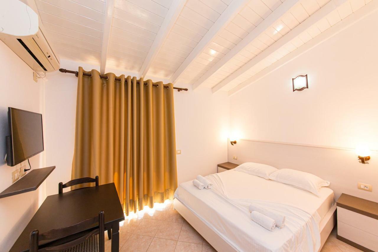 קסאמיל Hotel Mariksel מראה חיצוני תמונה