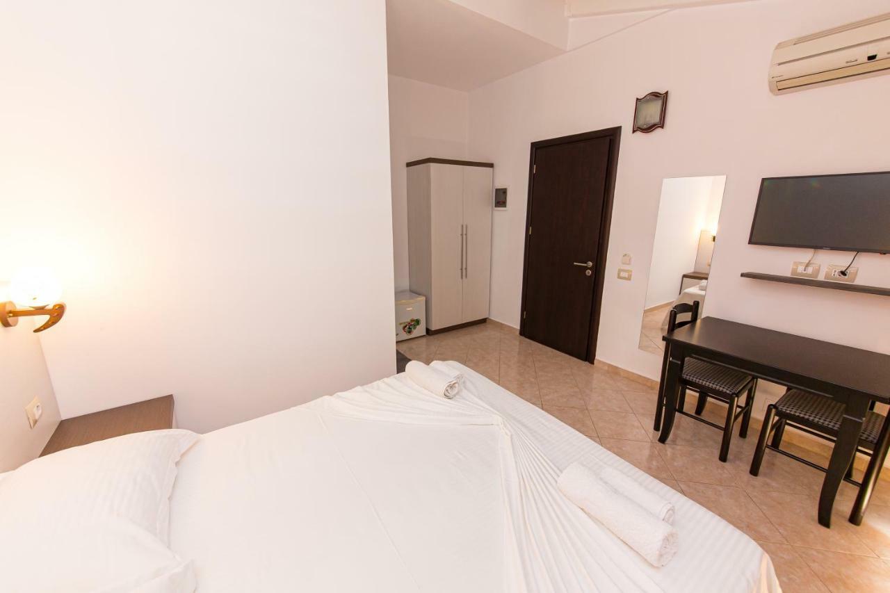 קסאמיל Hotel Mariksel מראה חיצוני תמונה